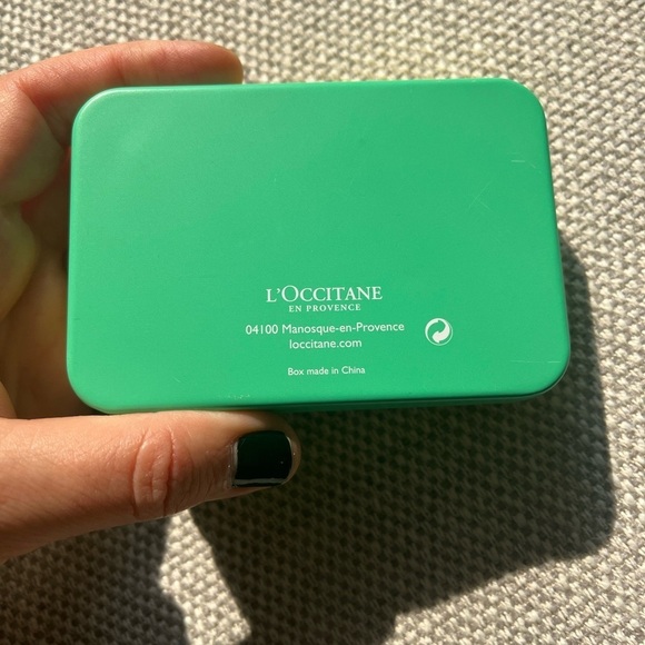 L’occitane en Provence travel kit empty box - Picture 3 of 3
